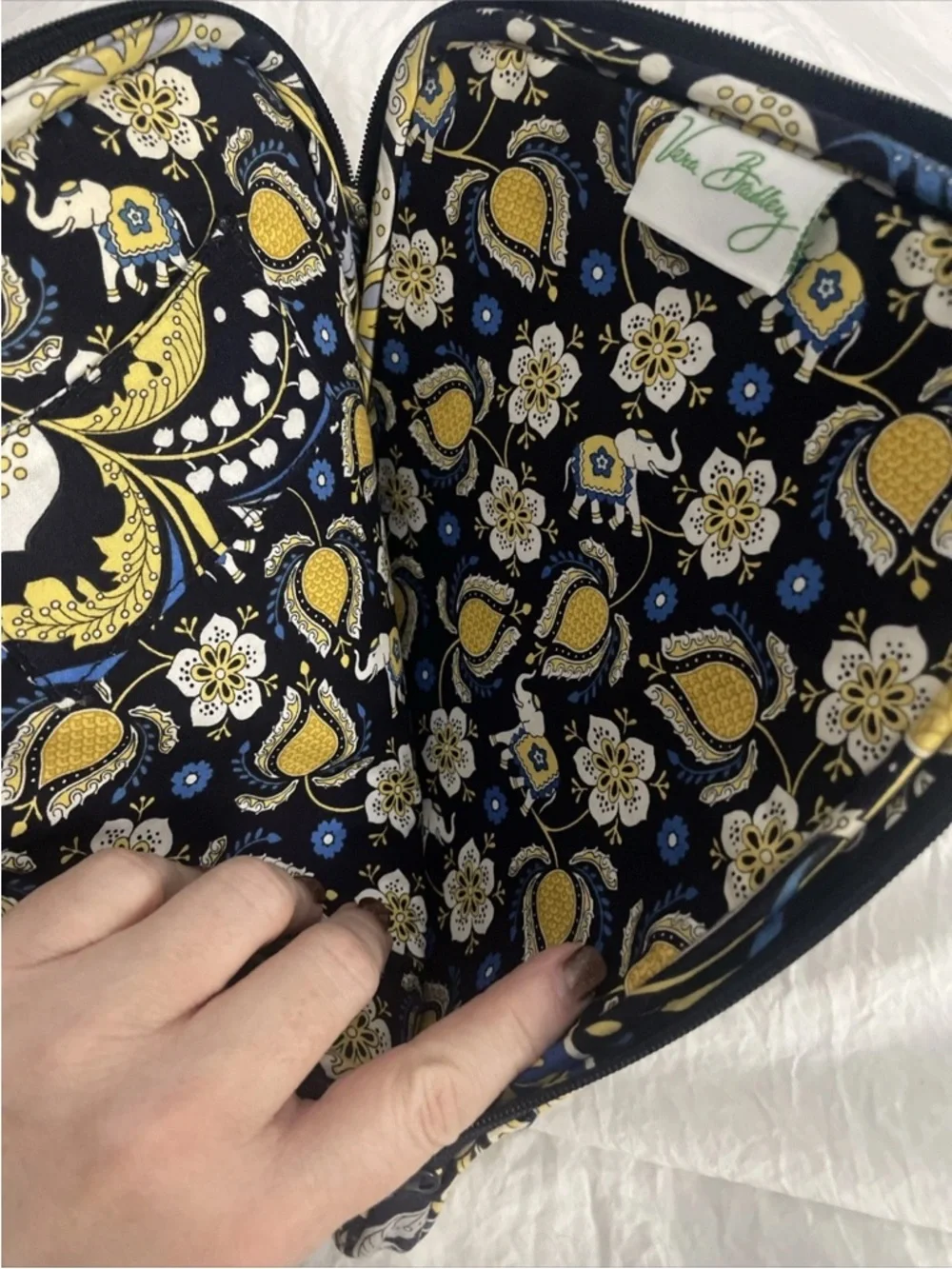 Vera Bradley Ellie Blue Paisley Elephant Quilted e-Reader Sleeve Bag Case